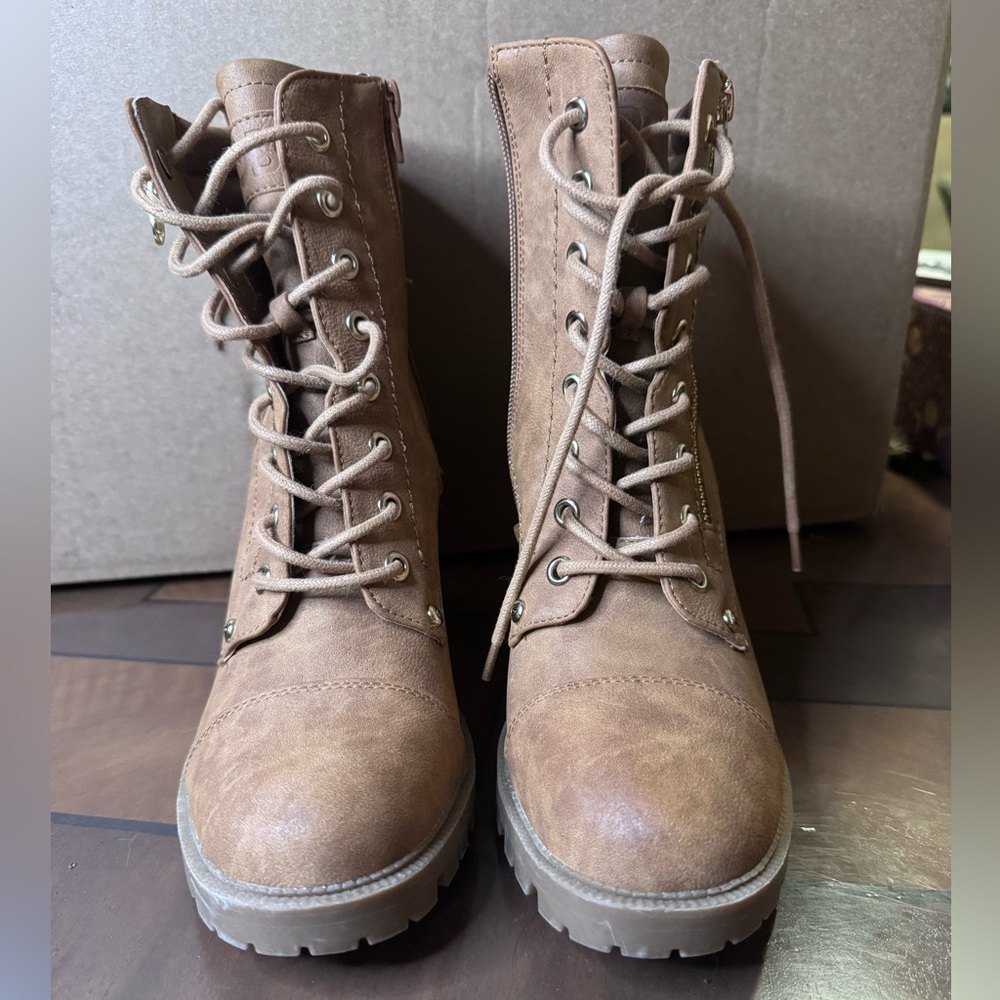 G by Guess Women's Lace-Up Tan Combat Boots with Lug Sole